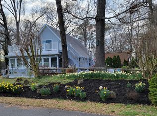 37417 Bonnie St, Ocean View, DE 19970