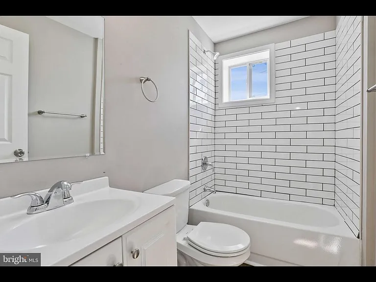 3516 Park Heights Ave — Photo 11