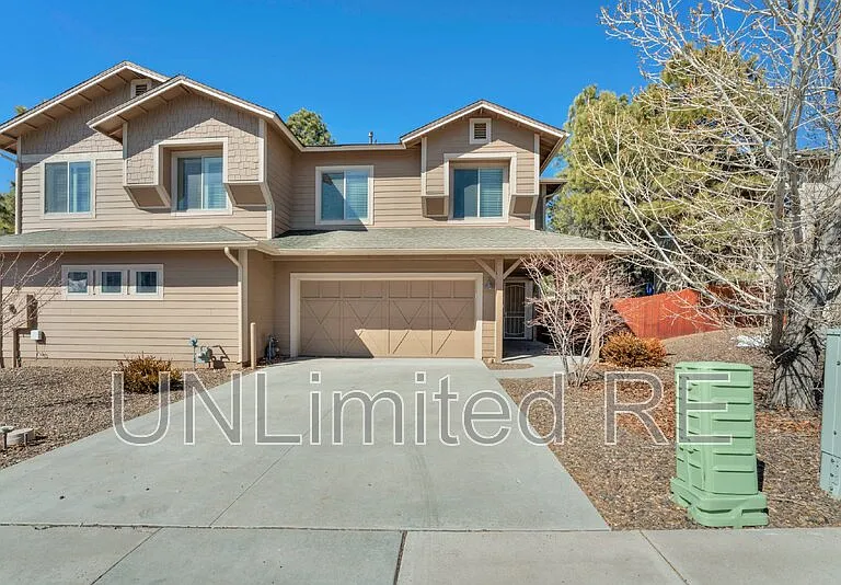 1201 N Warm Springs Trl — Photo 2