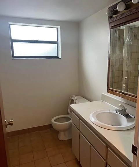 5922 Thomas St — Photo 2