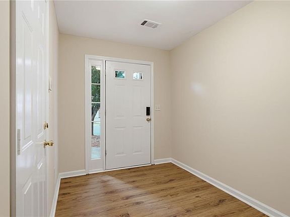 4th image of 730 Abbotts Mill Ct #91