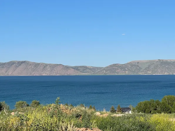 331 W Moonlight Dr, Garden City, UT 84028