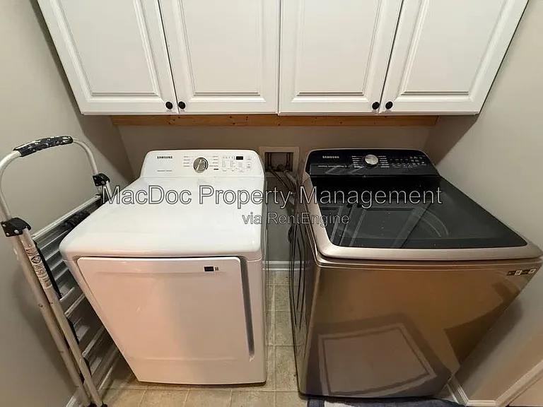 1404 Graham Dr — Photo 18