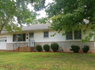 514 S Harrison Ave, Aurora, MO 65605