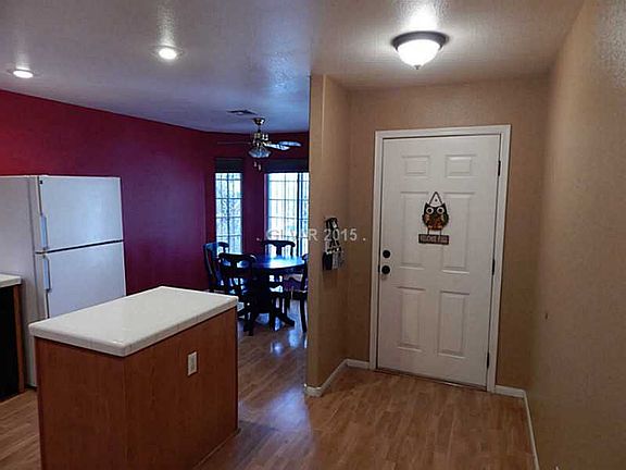 4th image of 5764 Royal Castle Ln