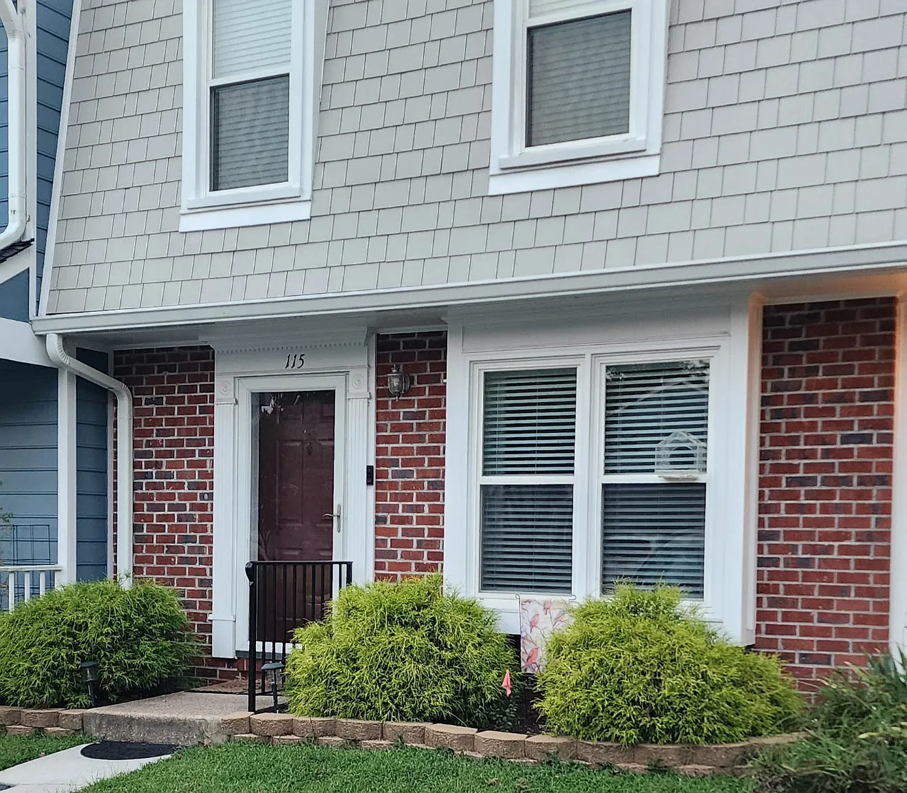 2 bed, 2.5 bath, 1064 sqft, $2,000 — Photo 1