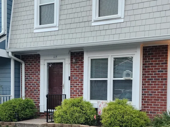 115 Arlington Sq, Ashland, VA 23005