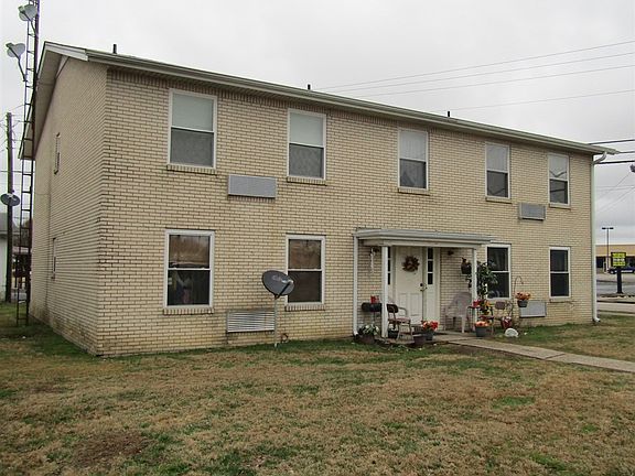 3rd image of 524 Old Highway 60