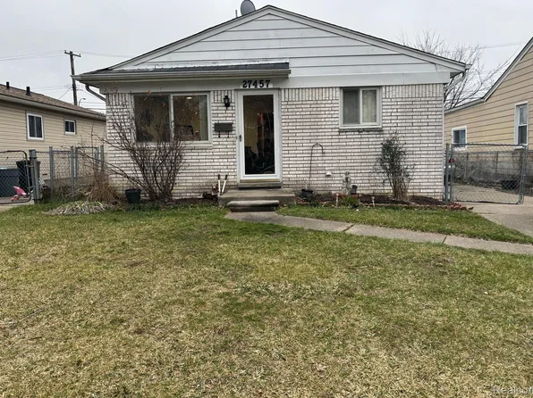 27457 Groveland St, Madison Heights, MI 48071