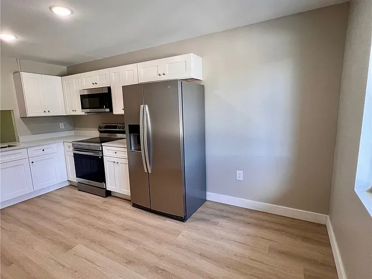 4102 SE 19th Pl #11 — Photo 5