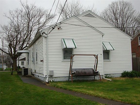 4th image of 1024 Washington Ave