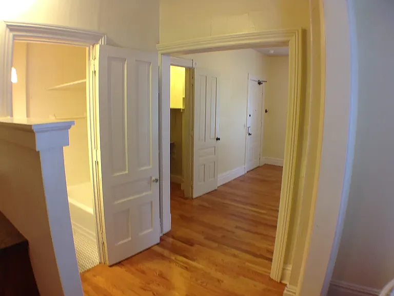 28 Union Ave NE #2 — Photo 9