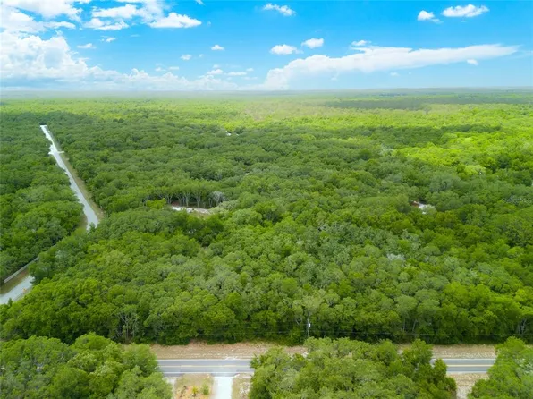 9323 Wheystone Dr #15, Webster, FL 33597