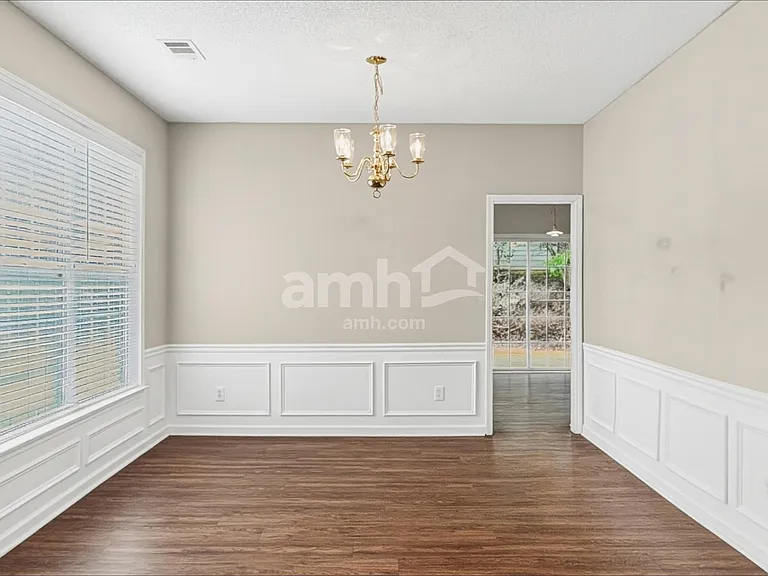 4615 Ridgefair Dr — Photo 6