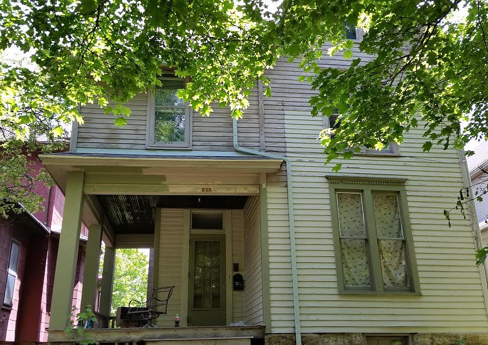 1st image of 212 S 2nd St #1