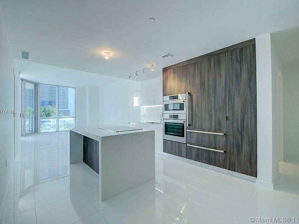 1st image of 851 NE 1st St #1105