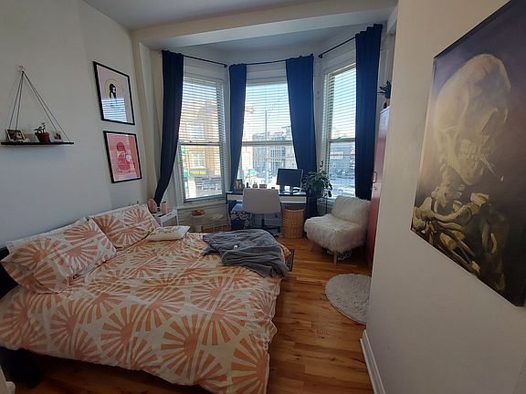 2nd image of 2302 N Milwaukee Ave #3