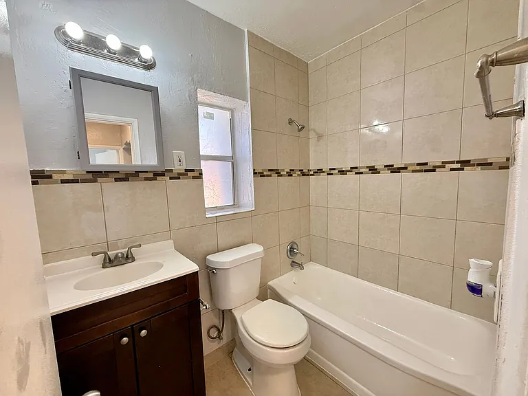 1467 NW 53rd St #1 — Photo 29