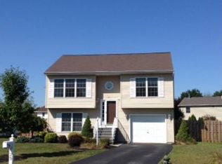 29 Red Oak Dr, Scotia, NY 12302