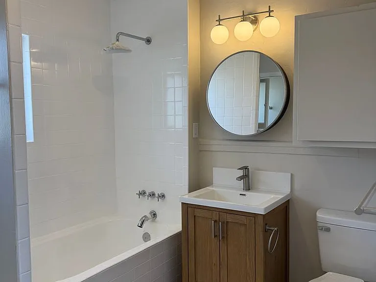 128 S Ave 63 — Photo 17