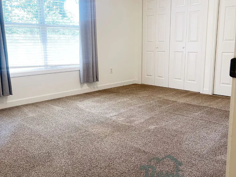 25 Meredith Dr #25 — Photo 8