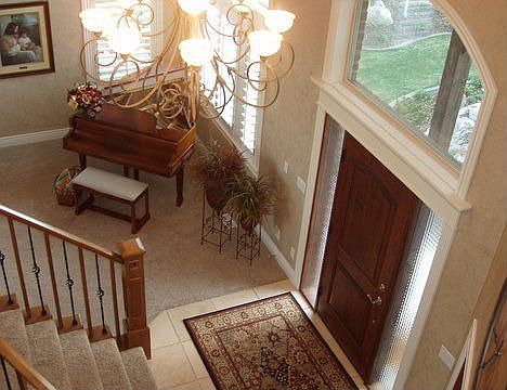 Entry/Formal Living