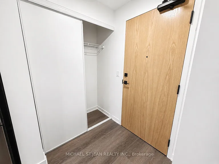 33 Erie Ave #1015 — Photo 13