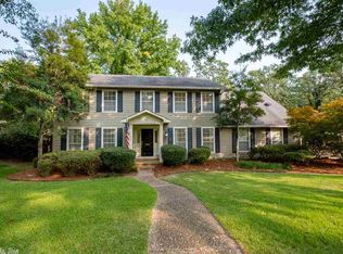 17 Woodberry Rd, Little Rock, AR 72212