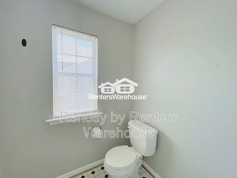617 Lord Nelson Ct — Photo 24