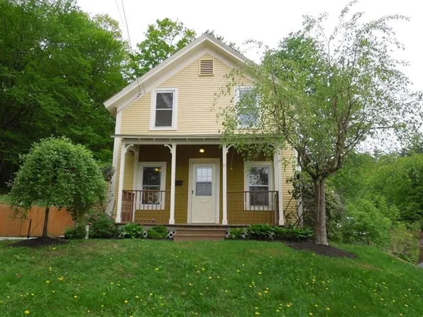 11 Pleasant Street, Proctor, VT 05765