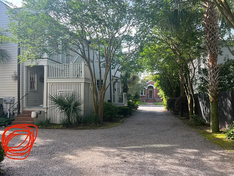 382 Race St #B — Photo 16