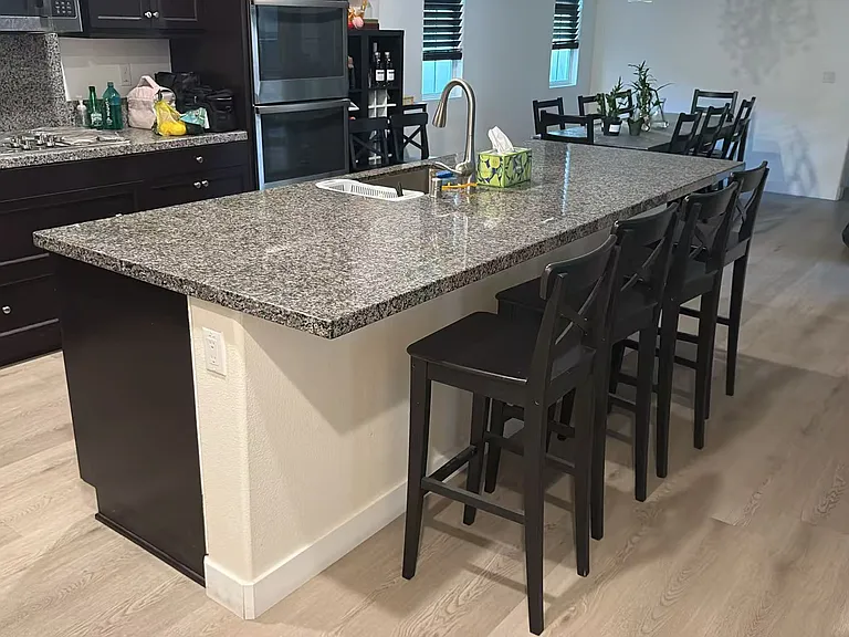 2972 E La Avenida Dr — Photo 4