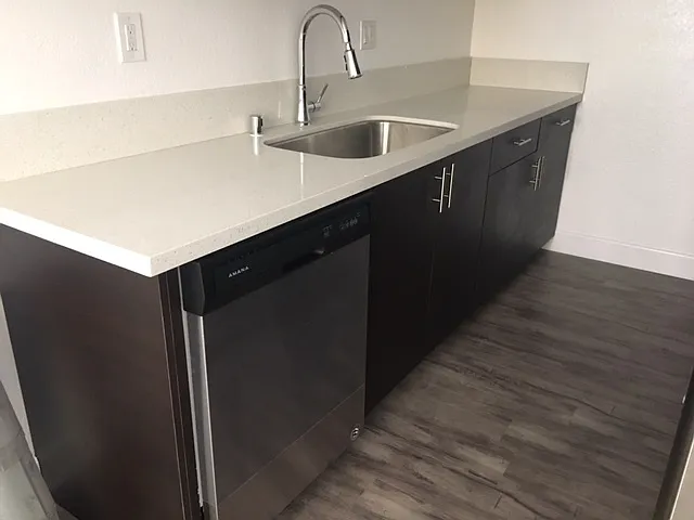 2204 S Beverly Glen Blvd — Photo 13