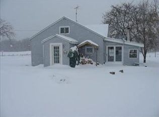 1222 E 136th St, Grant, MI 49327