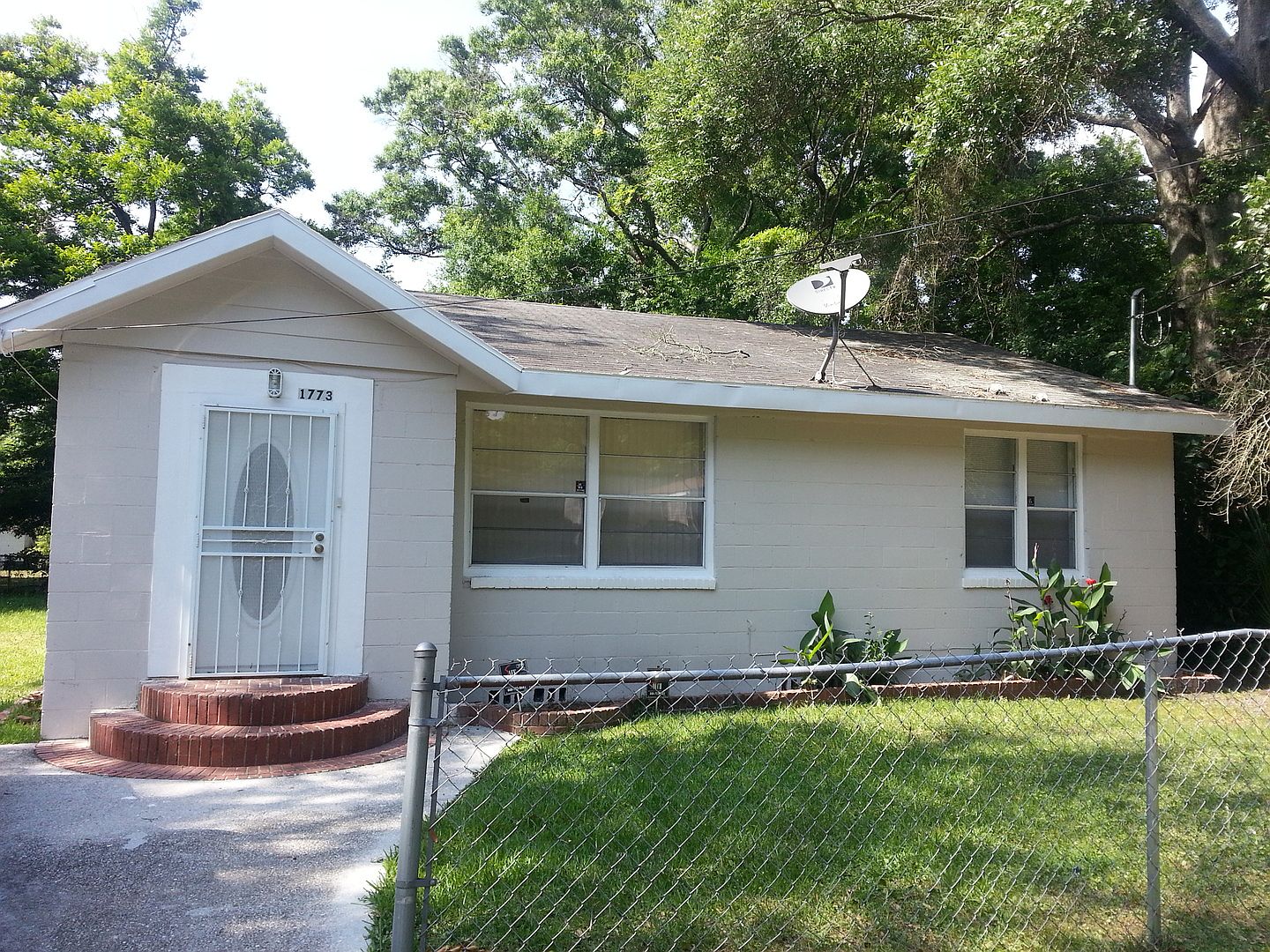 4th street  2225 N 4th St, Saint Charles, MO 63301 | Zillow