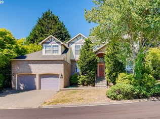 17973 Saint Clair Dr, Lake Oswego, OR 97034