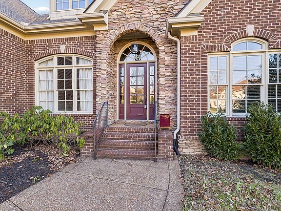 2nd image of 9731 Amethyst Ln