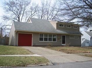 3030 Scott Ave, Cuyahoga Falls, OH