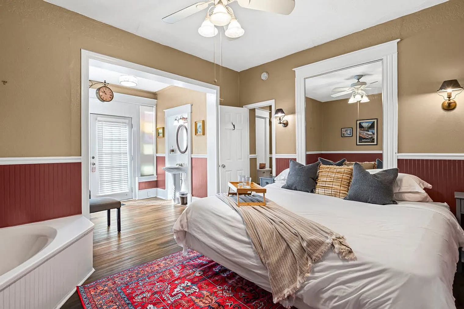 1 bed, 1.0 bath, $3,027 — Photo 4
