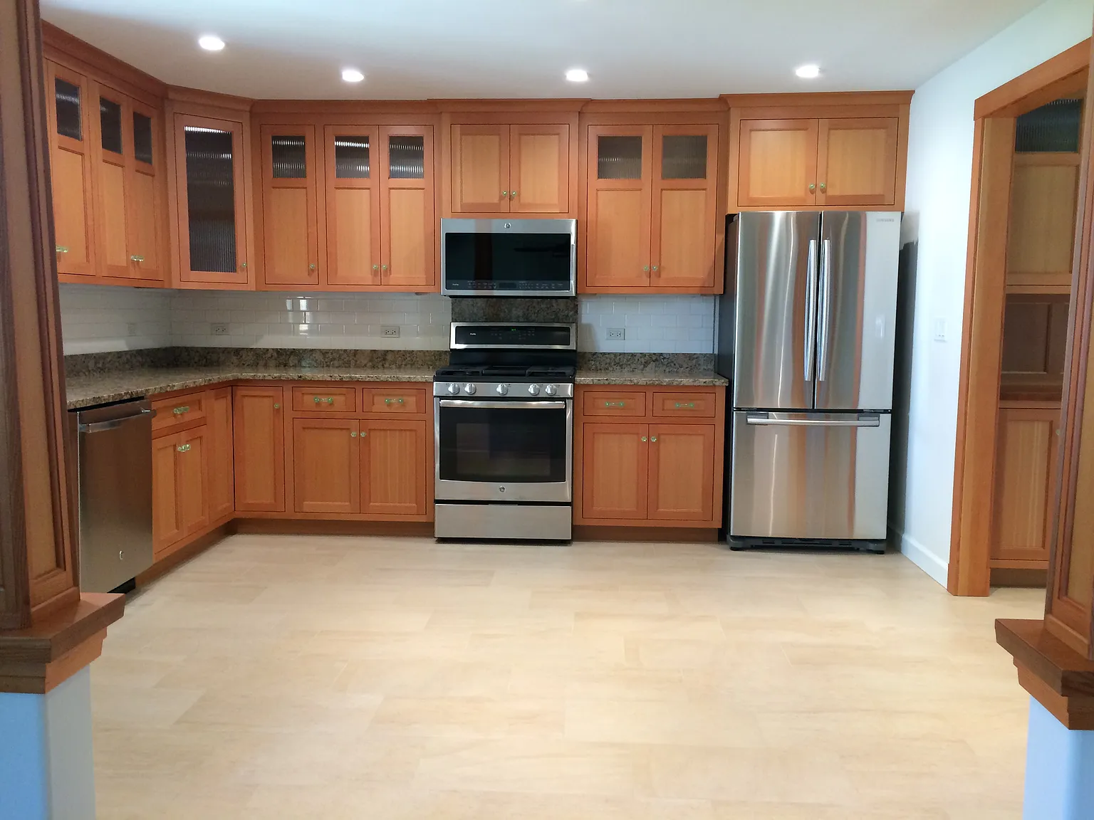 3 bed, 1500 sqft, $4,300 — Photo 4