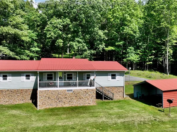 157 Antler Crossing Ln, Crawley, WV 24931