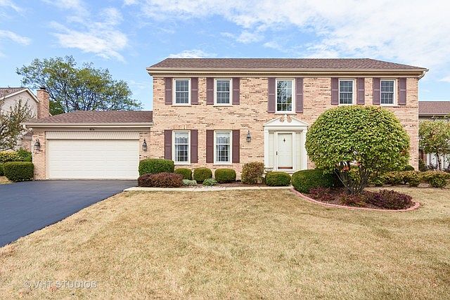 1st image of 824 Plumwood Dr