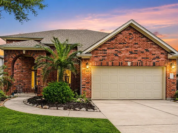 4112 S Meridian Greens Dr, Dickinson, TX 77539