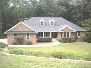 140 Strandhill Rd, Tyrone, GA 30290