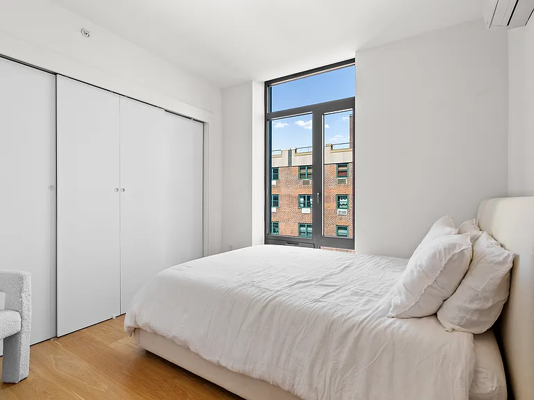 112 Fleet Pl #12A — Photo 8