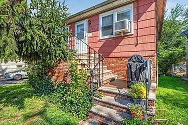 176 Meadow Lane