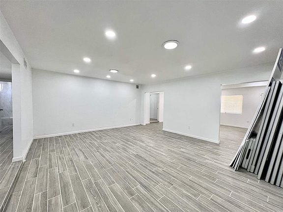 5th image of 8763 S 48th Ave