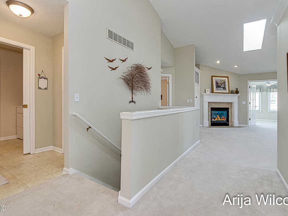 4th image of 6681 Passons Ct SE #11