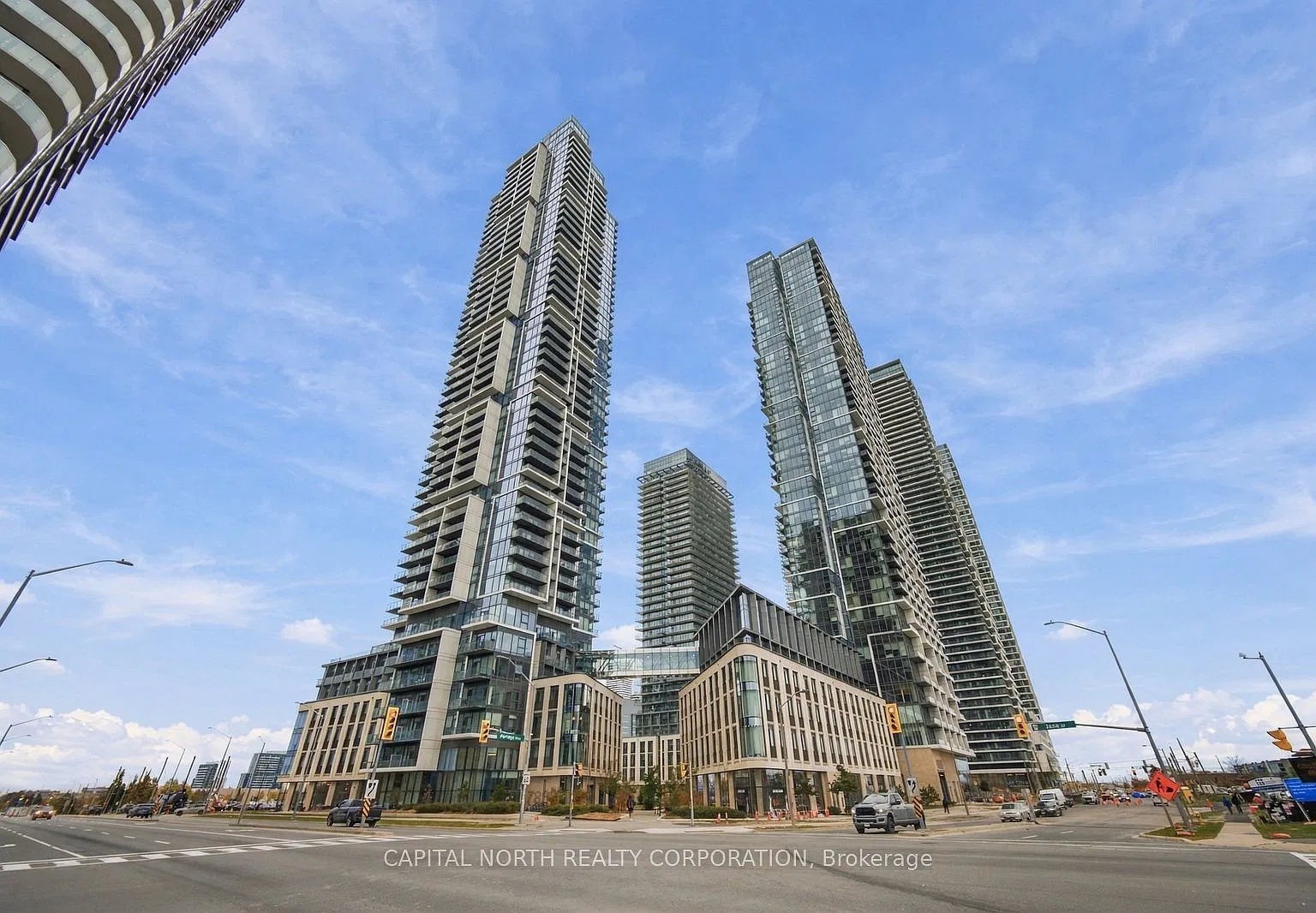 Transit City 5 — Photo 1