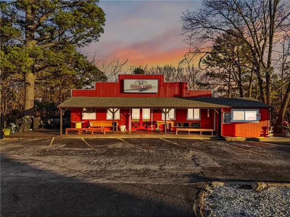 2080 E Van Buren, Eureka Springs, AR 72632